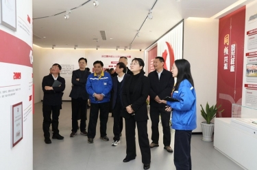 省工商联党组成员、副主席吴海瑜调研金彩汇官网纸业指导企业高质量发展