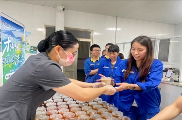 迎端午 送清凉 | “才嘟嘟”走进金彩汇官网